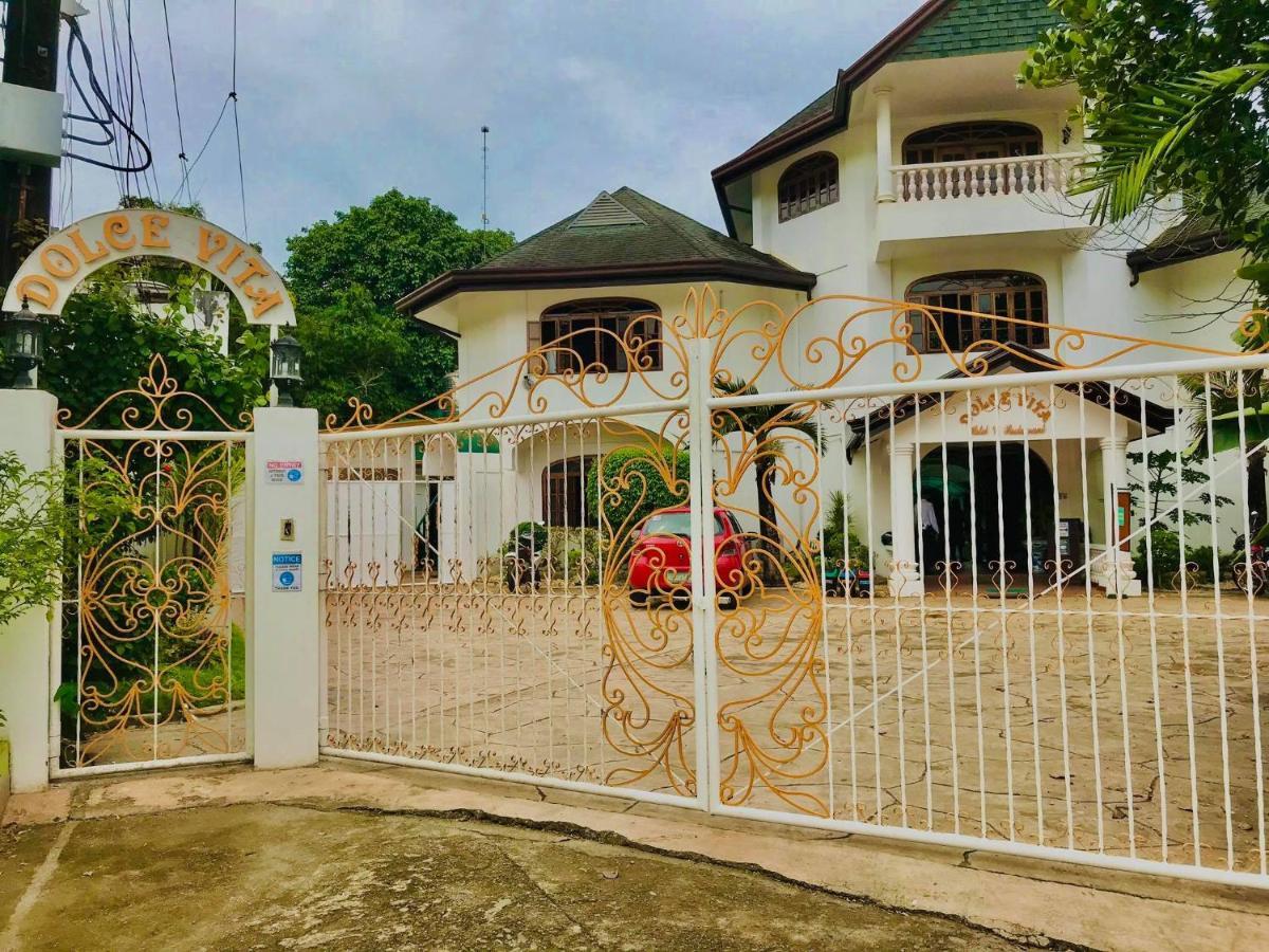 Dolce Vita Hotel Puerto Princesa Bagian luar foto