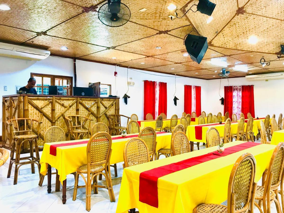 Dolce Vita Hotel Puerto Princesa Bagian luar foto