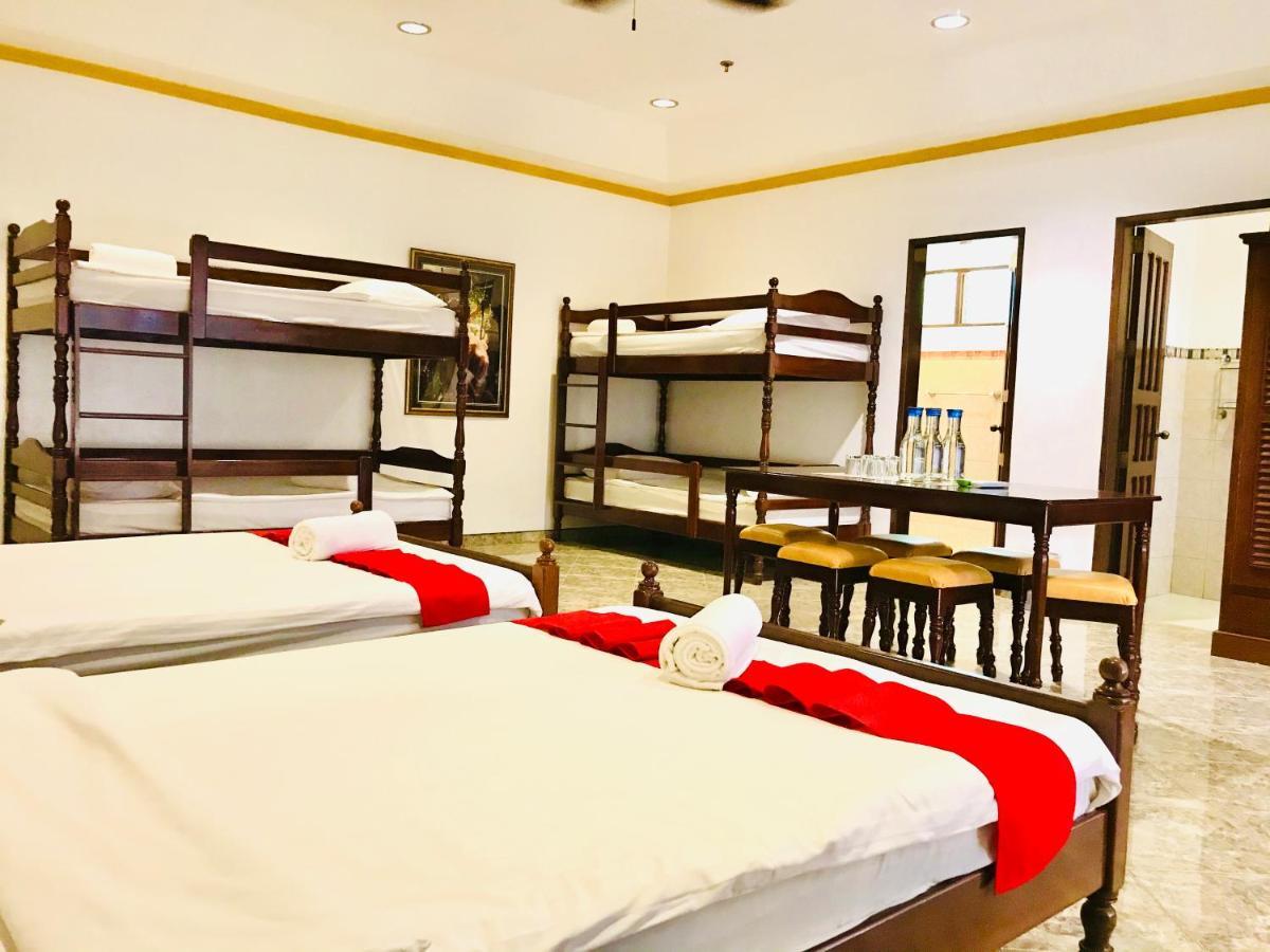 Dolce Vita Hotel Puerto Princesa Bagian luar foto