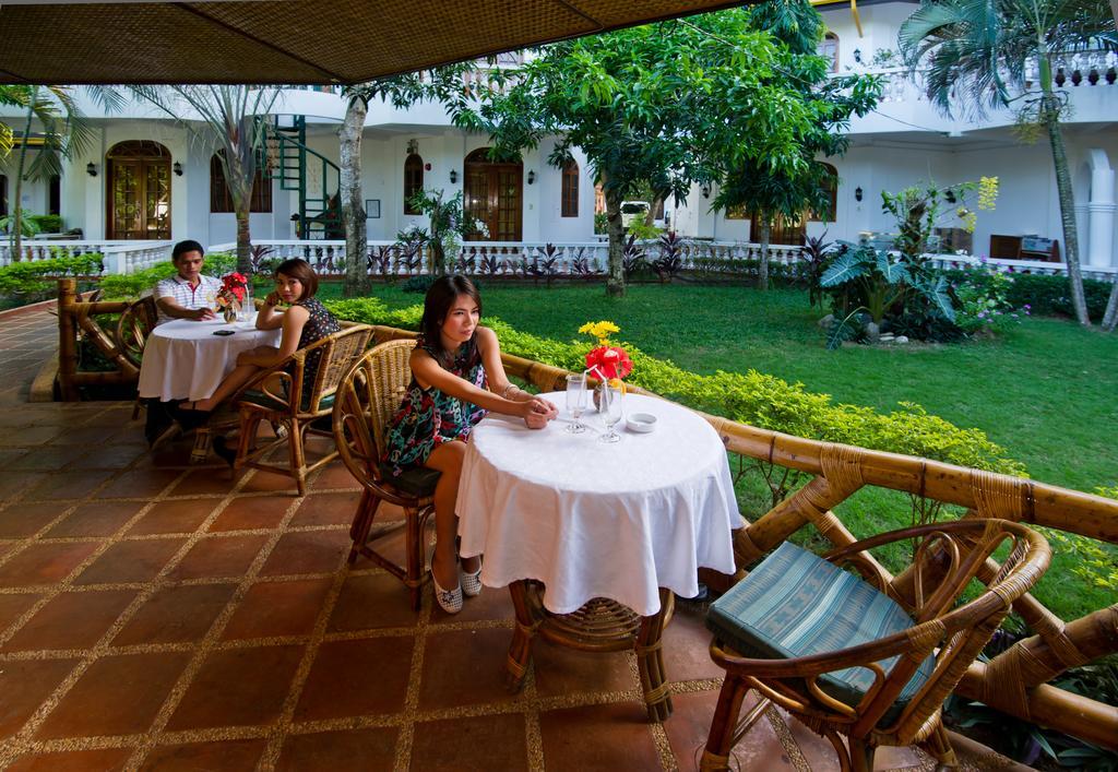 Dolce Vita Hotel Puerto Princesa Bagian luar foto